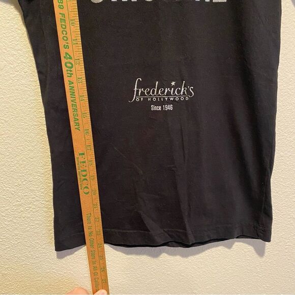 Fredricks of Hollywood T-shirt Black Glitter Bold Fearless Original Size Medium - Picture 4 of 7